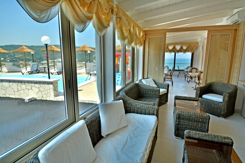 Hotel Incanto Пескичи Экстерьер фото