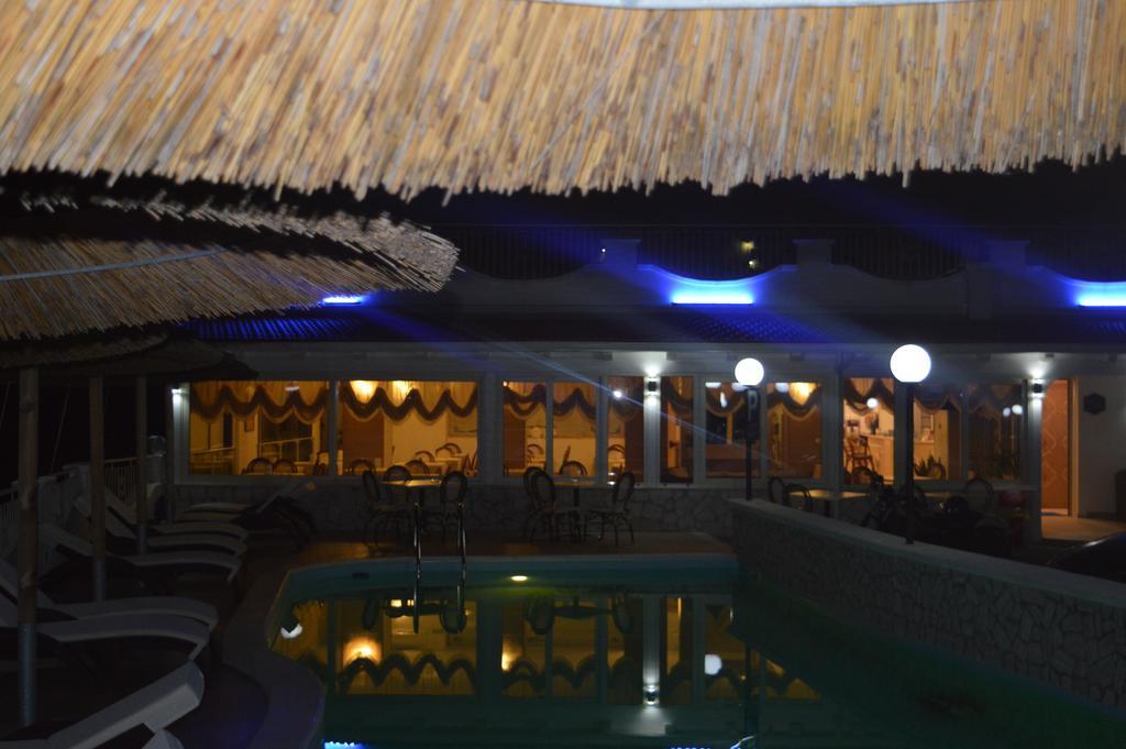 Hotel Incanto Пескичи Экстерьер фото