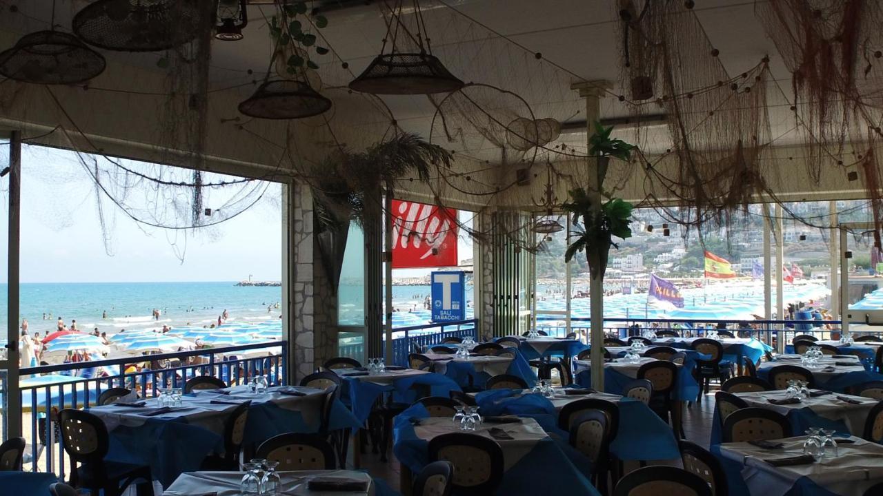 Hotel Incanto Пескичи Экстерьер фото